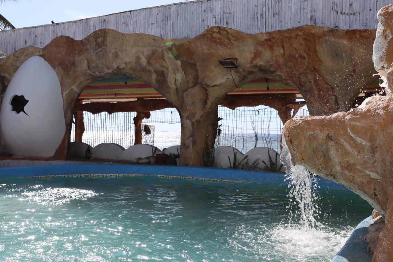 Belle'S Beach Resort Bolinao Exterior foto
